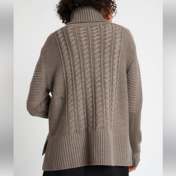 Kit & Ace CABLEKNIT MERINO TURTLENECK SWEATER - Heather Black - Picture 2 of 14